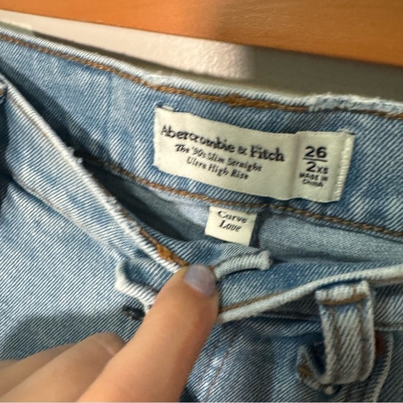 Abercrombie & Fitch The 90s Slim Straight Ultra  High Rise 26 - Picture 5 of 6